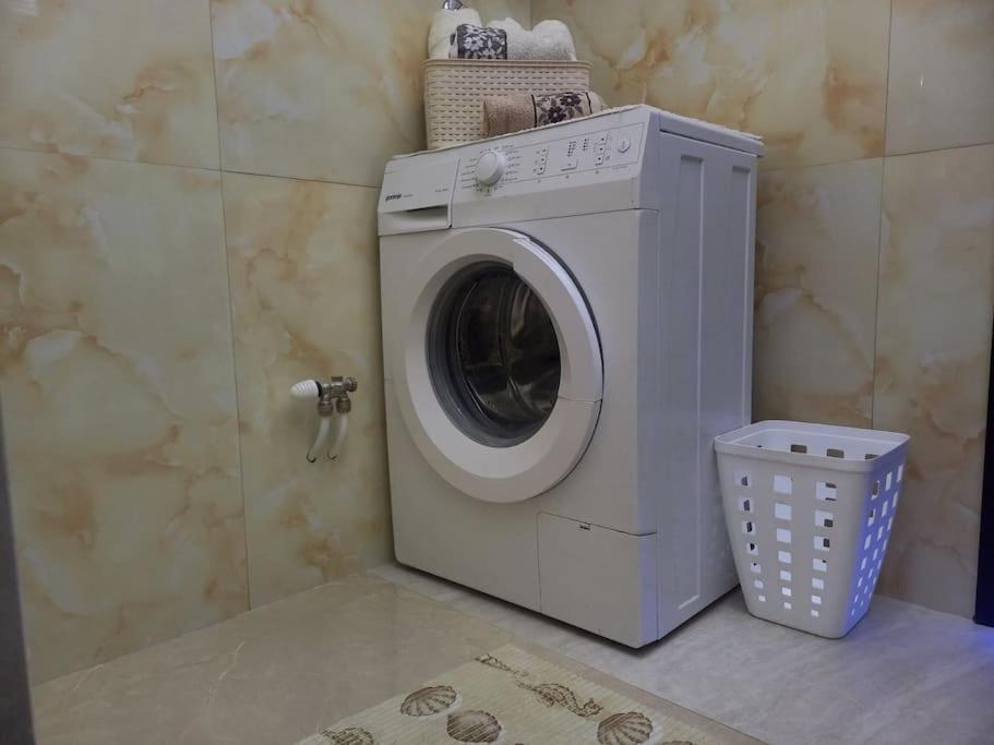 2Br Airport Accommodation W/Free Private Parking Ledine Eksteriør billede